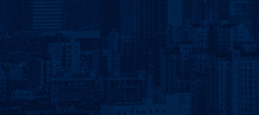 Foto de uma cidade com um película azul